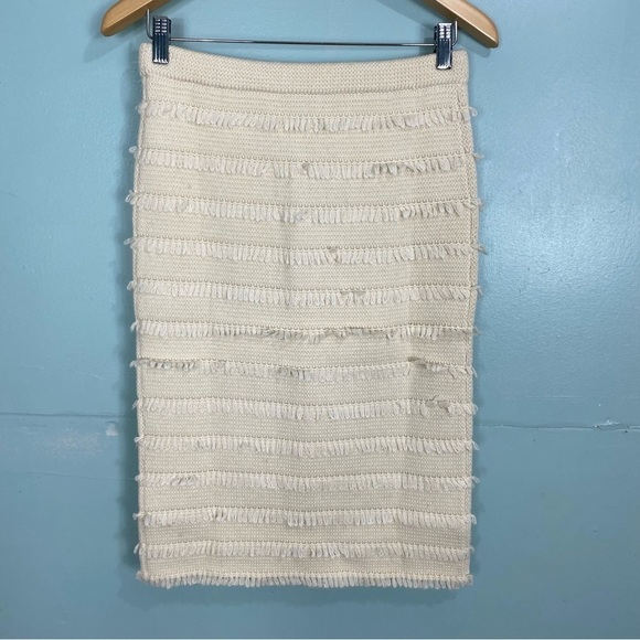 J Crew AS891 Pencil Skirt Fringe Stripe Sweater Cream Sz XS - Picture 2 of 3